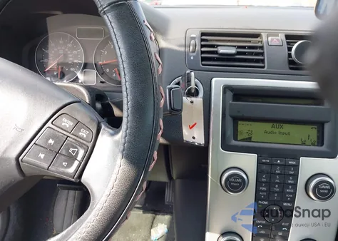 2011 Volvo S40 T5/T5 R-Design z USA, uszkodzony, nr VIN YV1672MS9B2543152